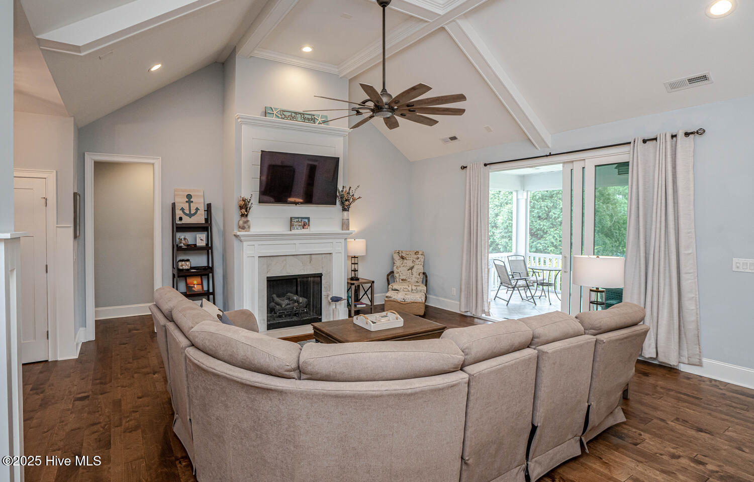 725 Bermuda Walk Sunset Beach, NC 28468 - Photo 9 of 74 great room