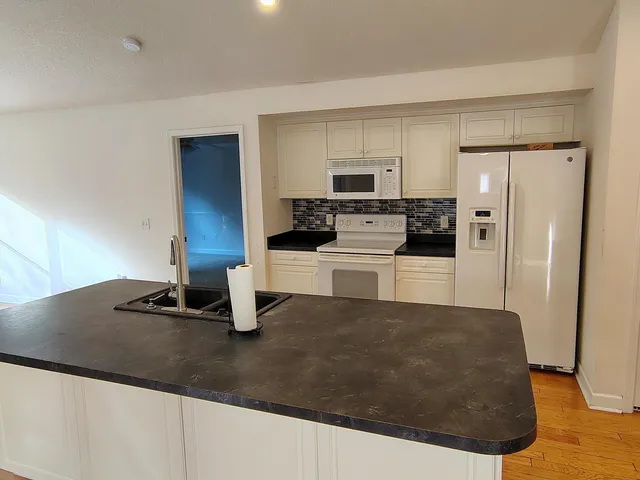 $249,000 | 13 Lake Arbu Drive, Manning, SC 29102