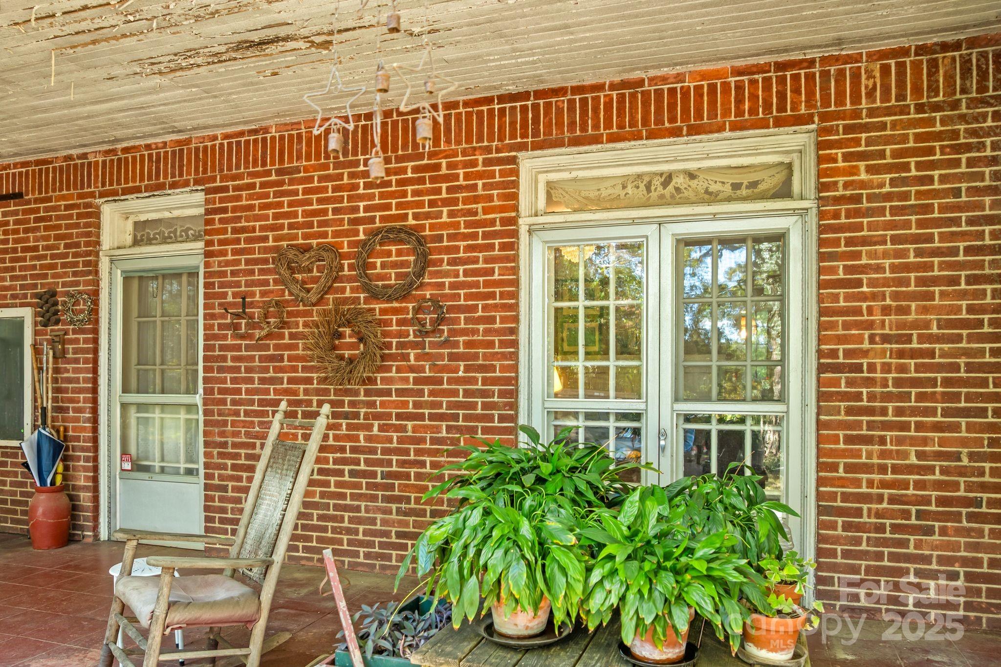 414 Beaucatcher Road Asheville, NC 28805 - Photo 4 of 34 a view of a brick building