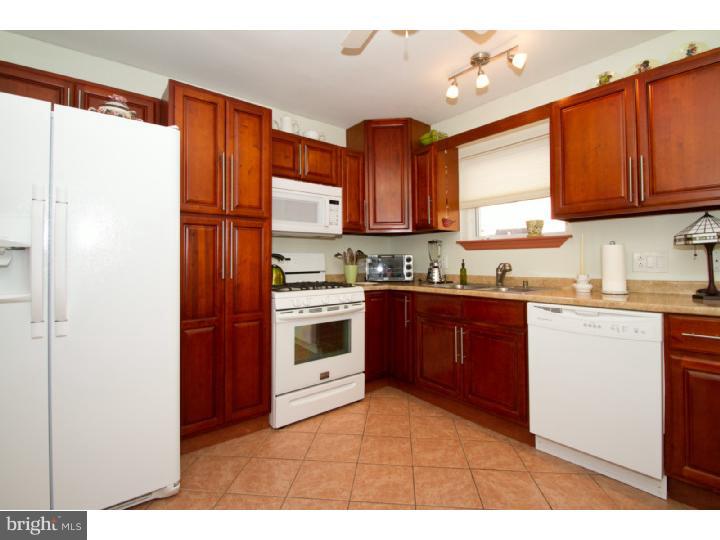 811 Earp Street Philadelphia, PA 19147 - Photo 8 of 25