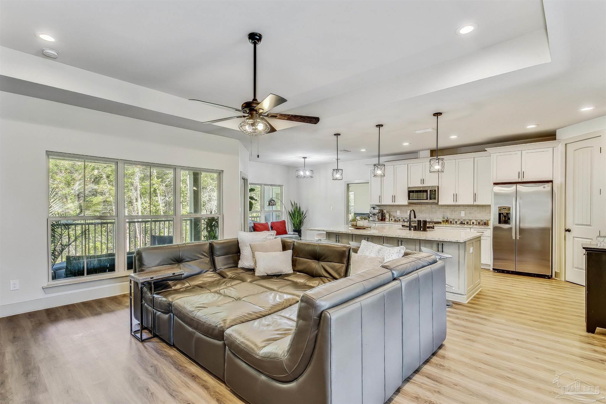 1058 Ironforge Road Cantonment, FL 32533 - Photo 9 of 36