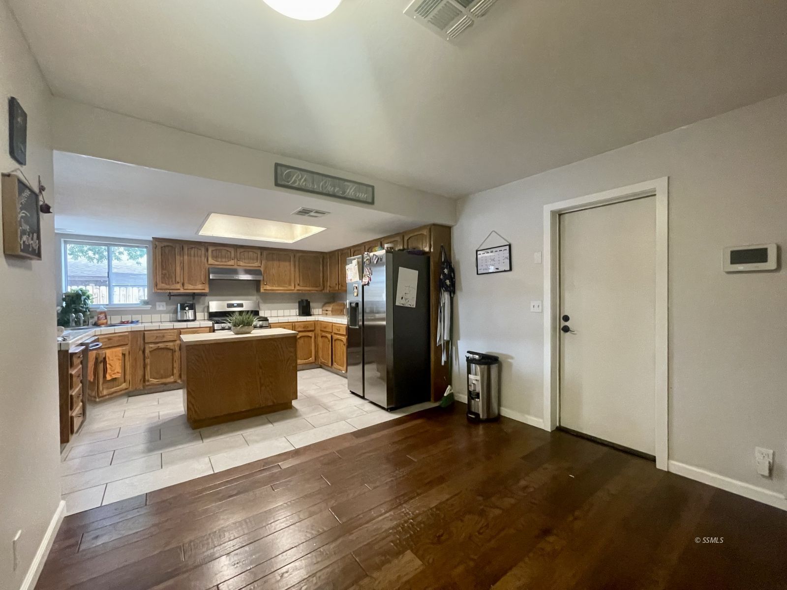 601 South Appaloosa Street Ridgecrest, CA 93555 - Photo 7 of 20 Gallery Image 7