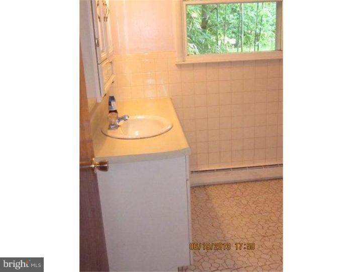 4 Phillips Road Mount Laurel, NJ 08054 - Photo 14 of 19