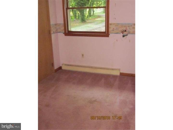 4 Phillips Road Mount Laurel, NJ 08054 - Photo 7 of 19