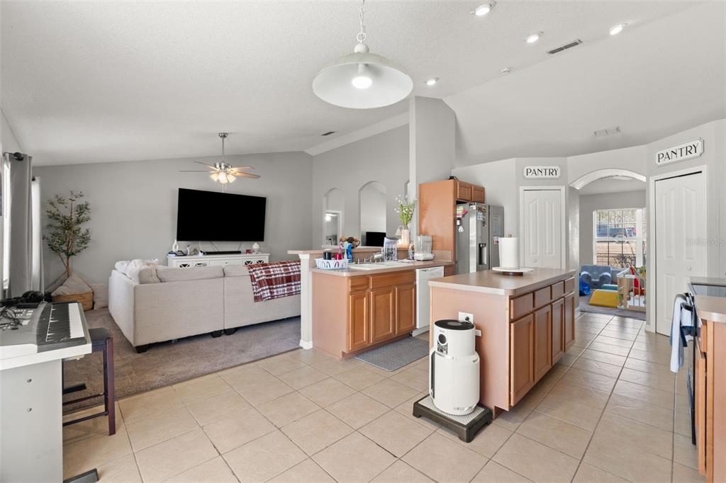 15335 Fleetwood Road Weeki Wachee, FL 34614 - Photo 32 of 40