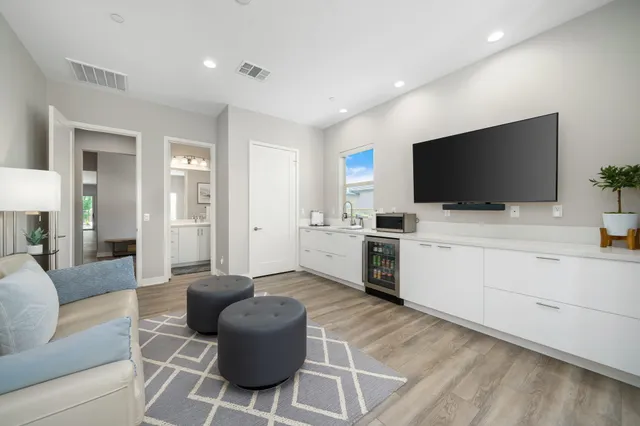 $8,000 | 45906 Champion Ct., Indio, CA 92201