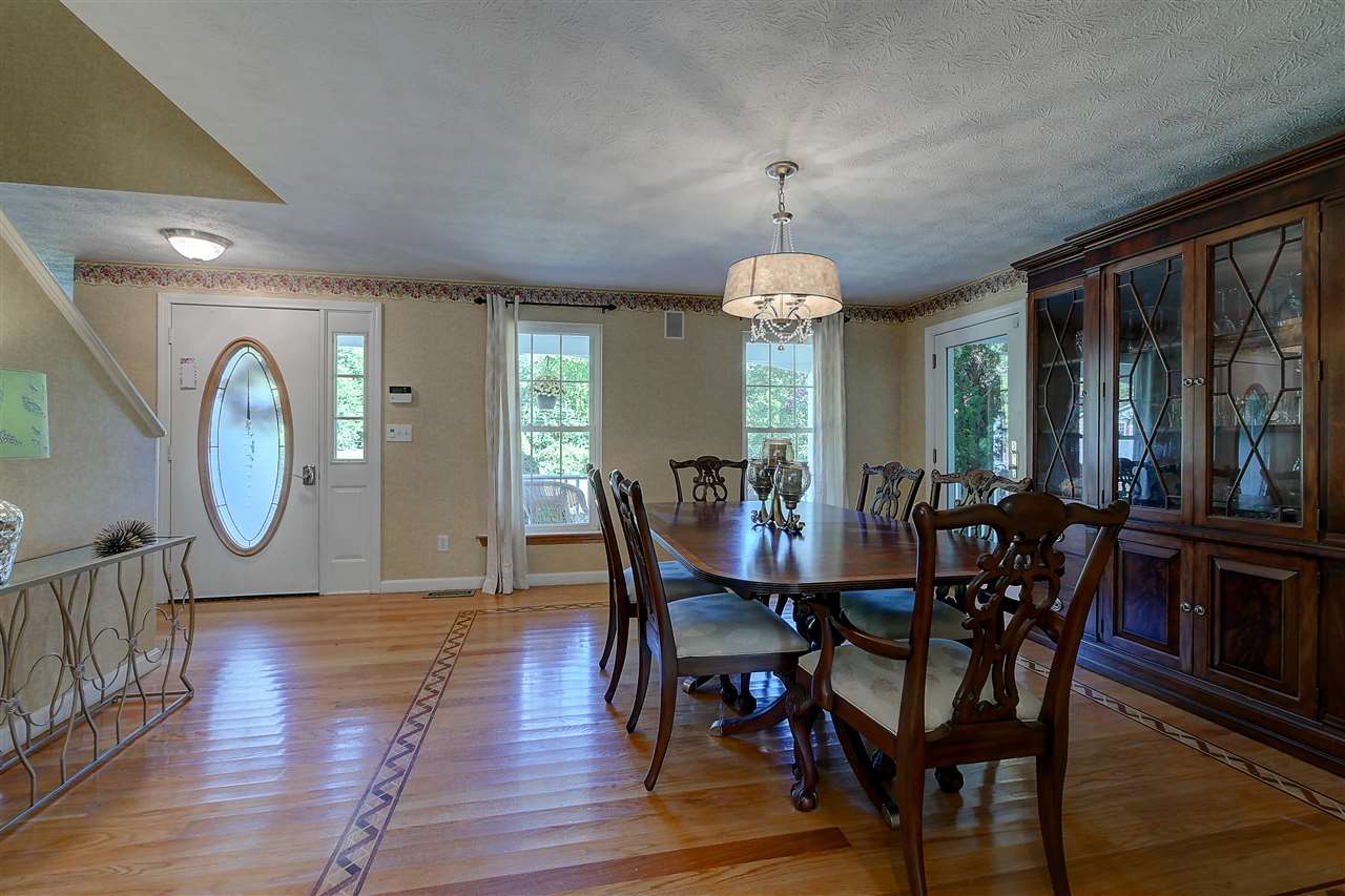 17 Hardy Road Londonderry, NH 03053 - Photo 5 of 21