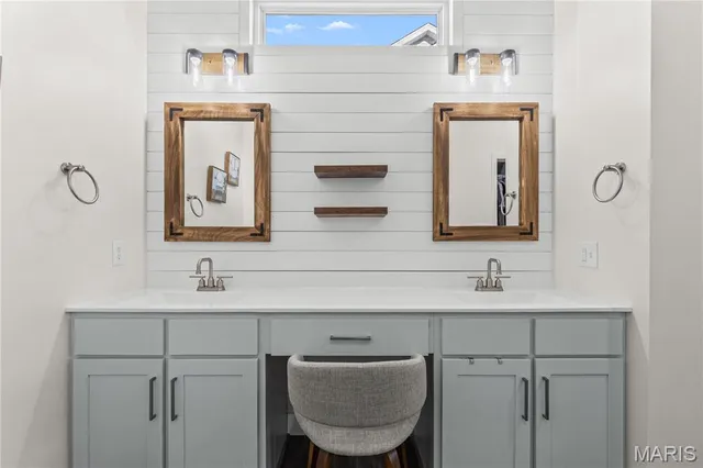 $449,900 | 246 Wolf Pack Drive, Imperial, MO 63052