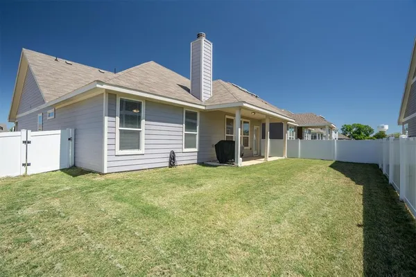 $330,000 | 9024 Fair Oaks Drive, Providence Village, TX 76227