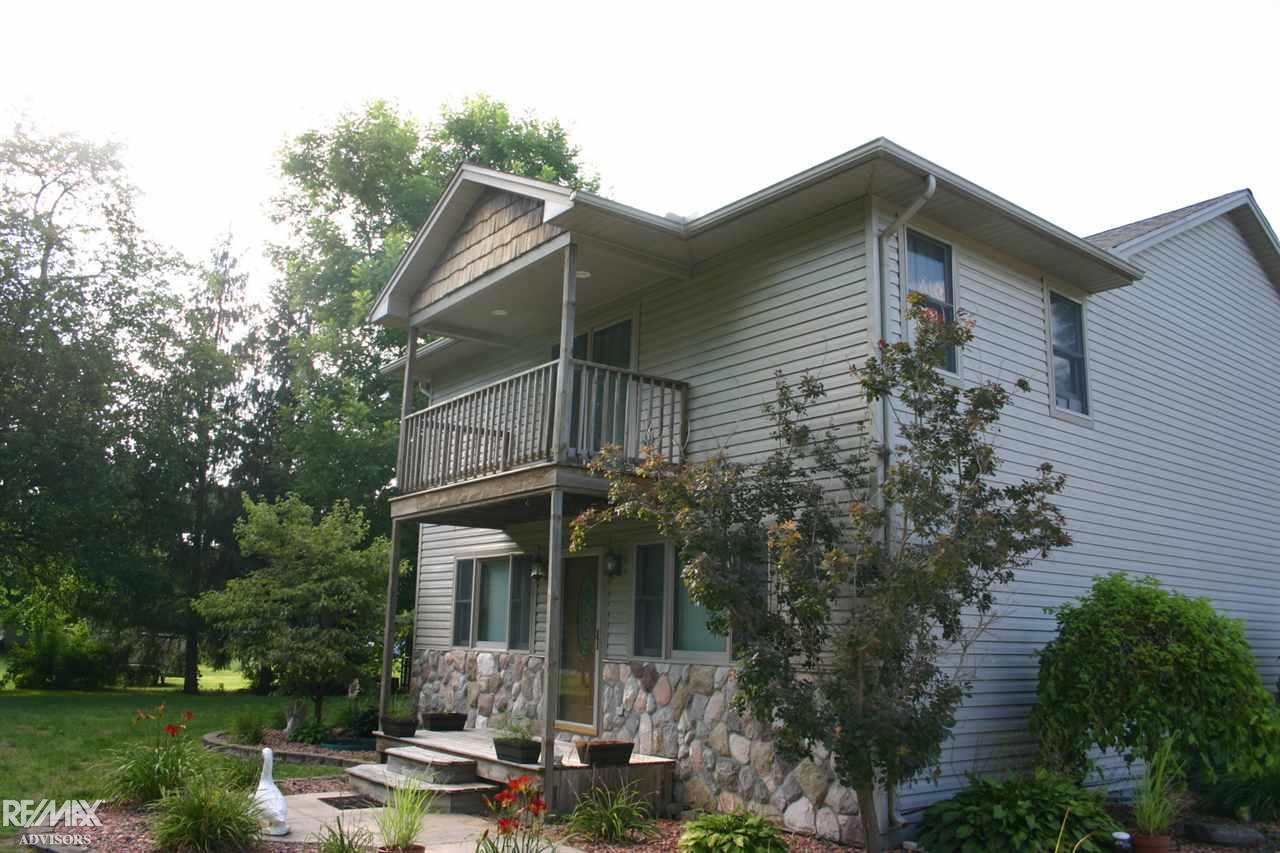 6348 High Road Algonac, MI 48001 - Photo 4 of 47