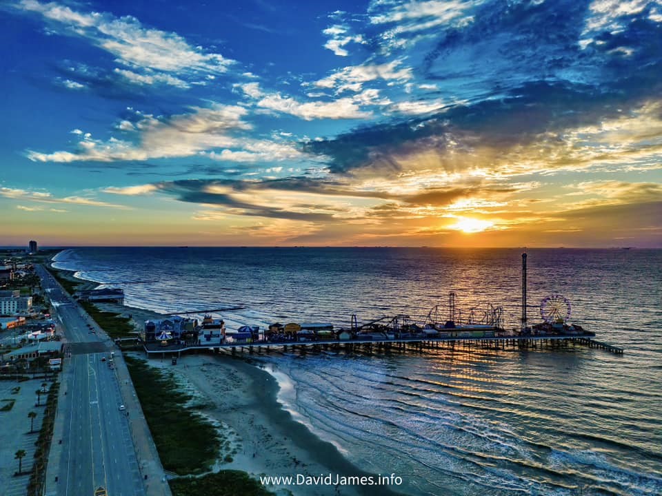 613 9th Street Galveston, TX 77550 - Photo 35 of 35 a view of a lake view