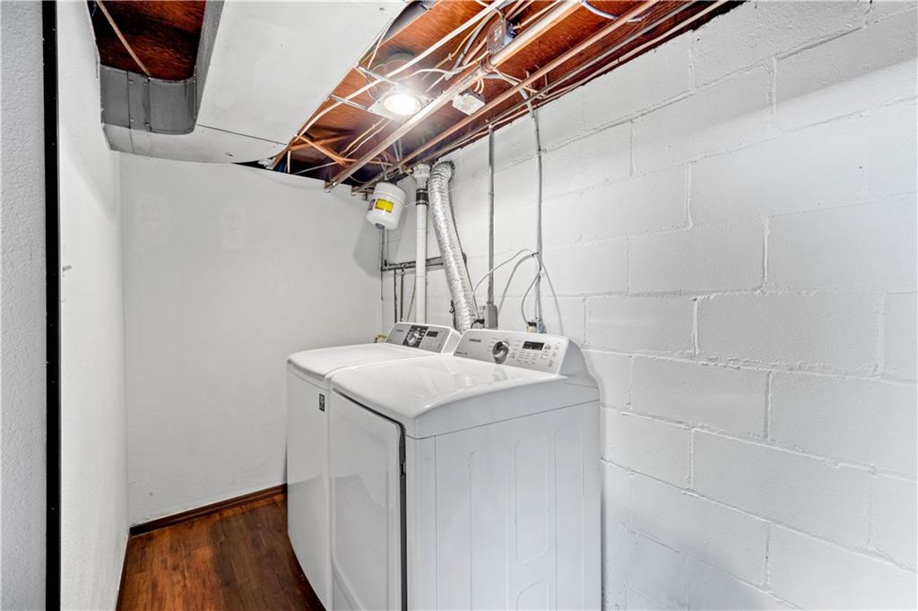 819 Geyer Road Pittsburgh, PA 15212 - Photo 17 of 25 Gallery Image 17
