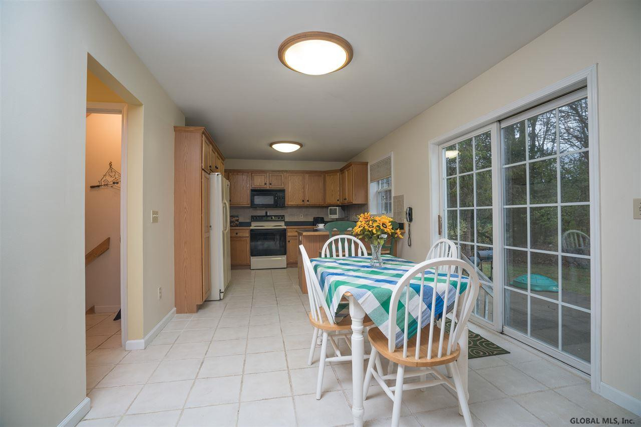 11 Meadow Road Rexford, NY 12148 - Photo 6 of 25 Photo 6