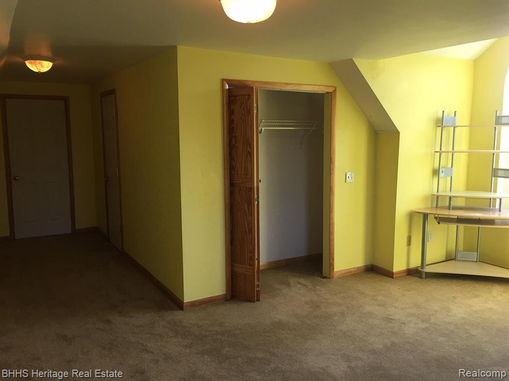 285 North Hughes Road Howell, MI 48843 - Photo 12 of 13