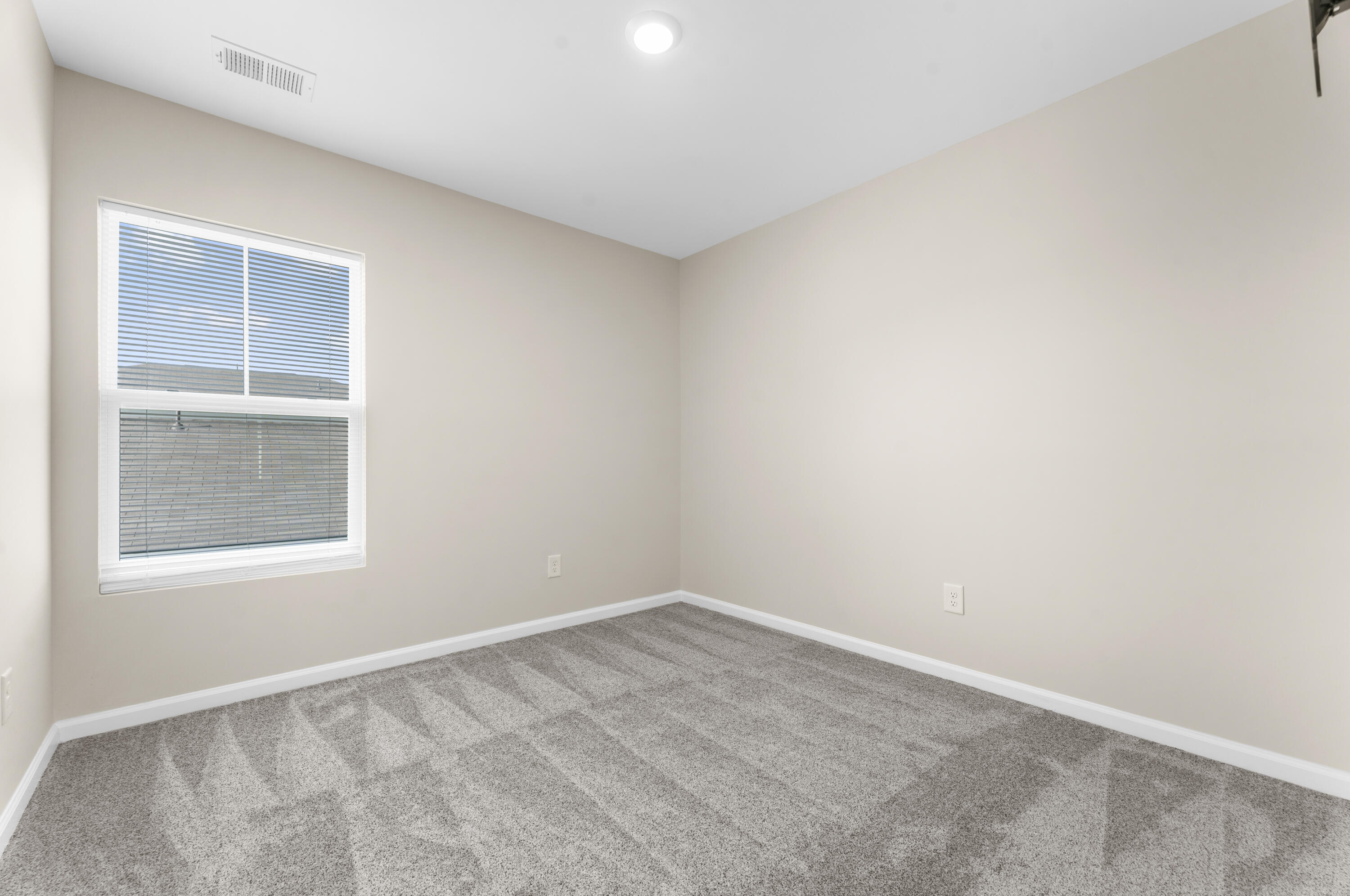 570 Spanish Wells Road Summerville, SC 29486 - Photo 26 of 46 27-web-or-mls-DSC08070