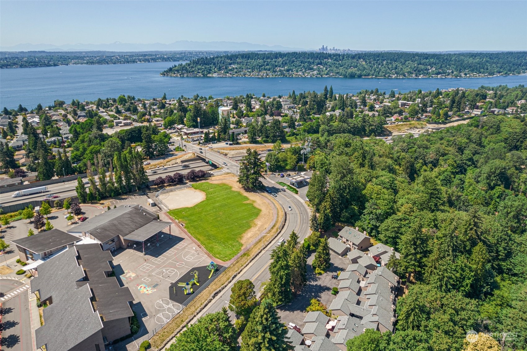 2956 Kennewick Place Northeast Renton, WA 98056 - Photo 31 of 35 Gallery Image 31