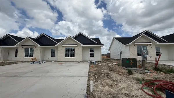 $199,900 | 10504 Berry Branch Lane, Bryan, TX 77802