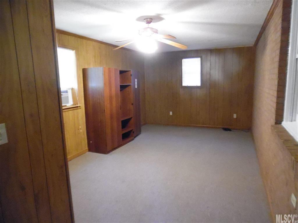 212 Lineberger Road Conover, NC 28613 - Photo 5 of 18 Gallery Image 5