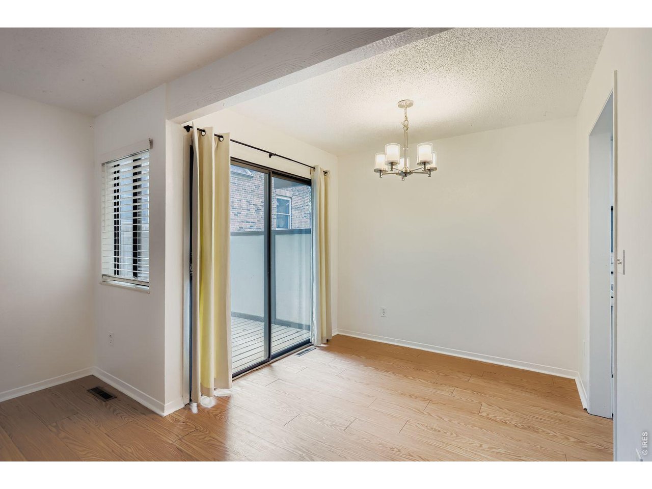 720 17th Street Boulder, CO 80302 - Photo 9 of 35 a view of empty room with window