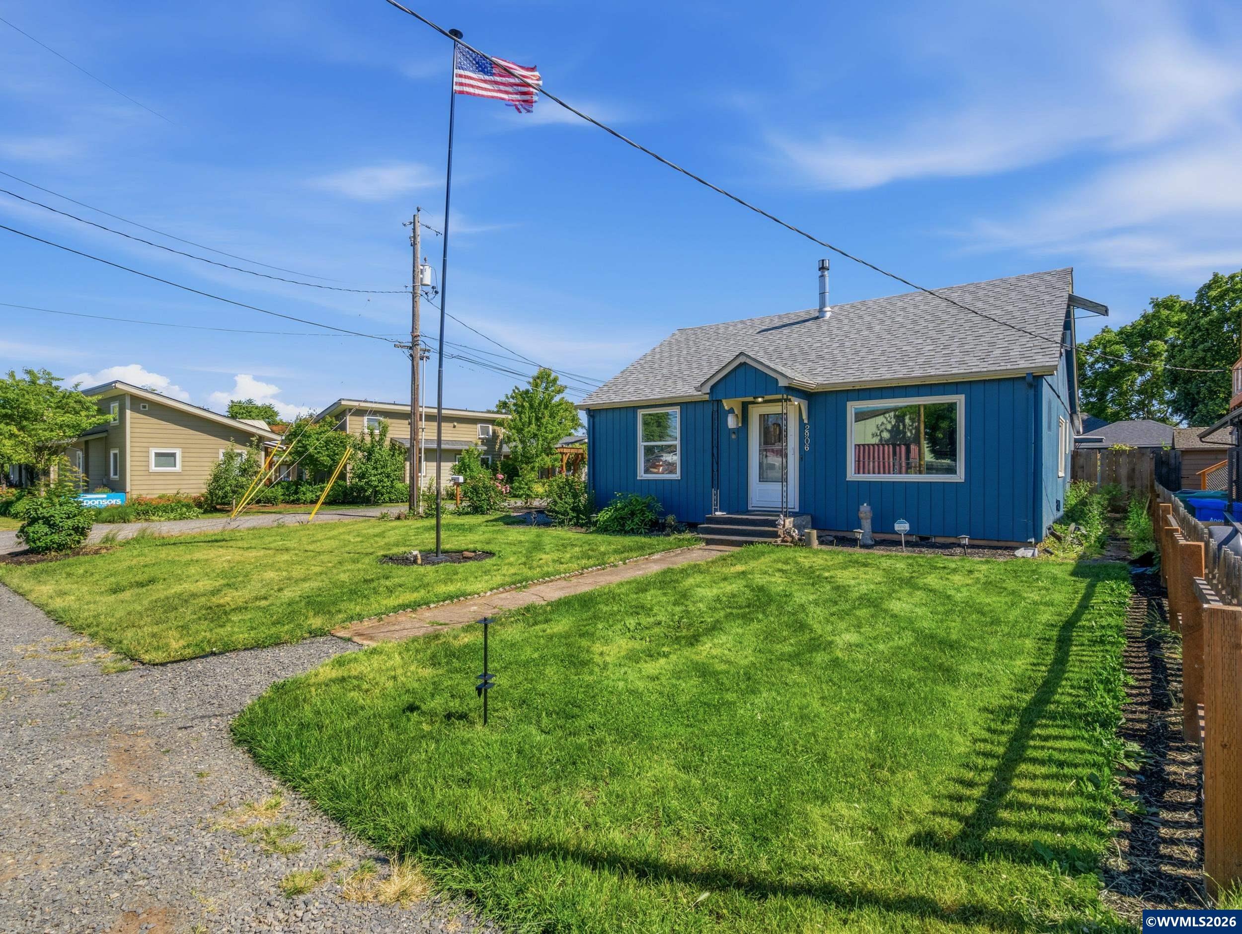 2906 Elmira Road Eugene, OR 97402 - Photo 2 of 25 Gallery Image 2