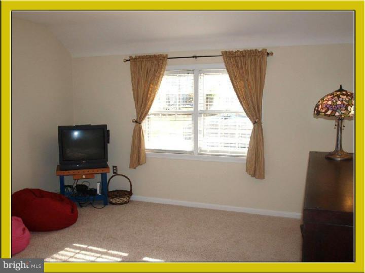 248 Upper Gulph Road Wayne, PA 19087 - Photo 19 of 25 Family Room