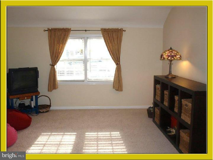 248 Upper Gulph Road Wayne, PA 19087 - Photo 20 of 25 Family Room