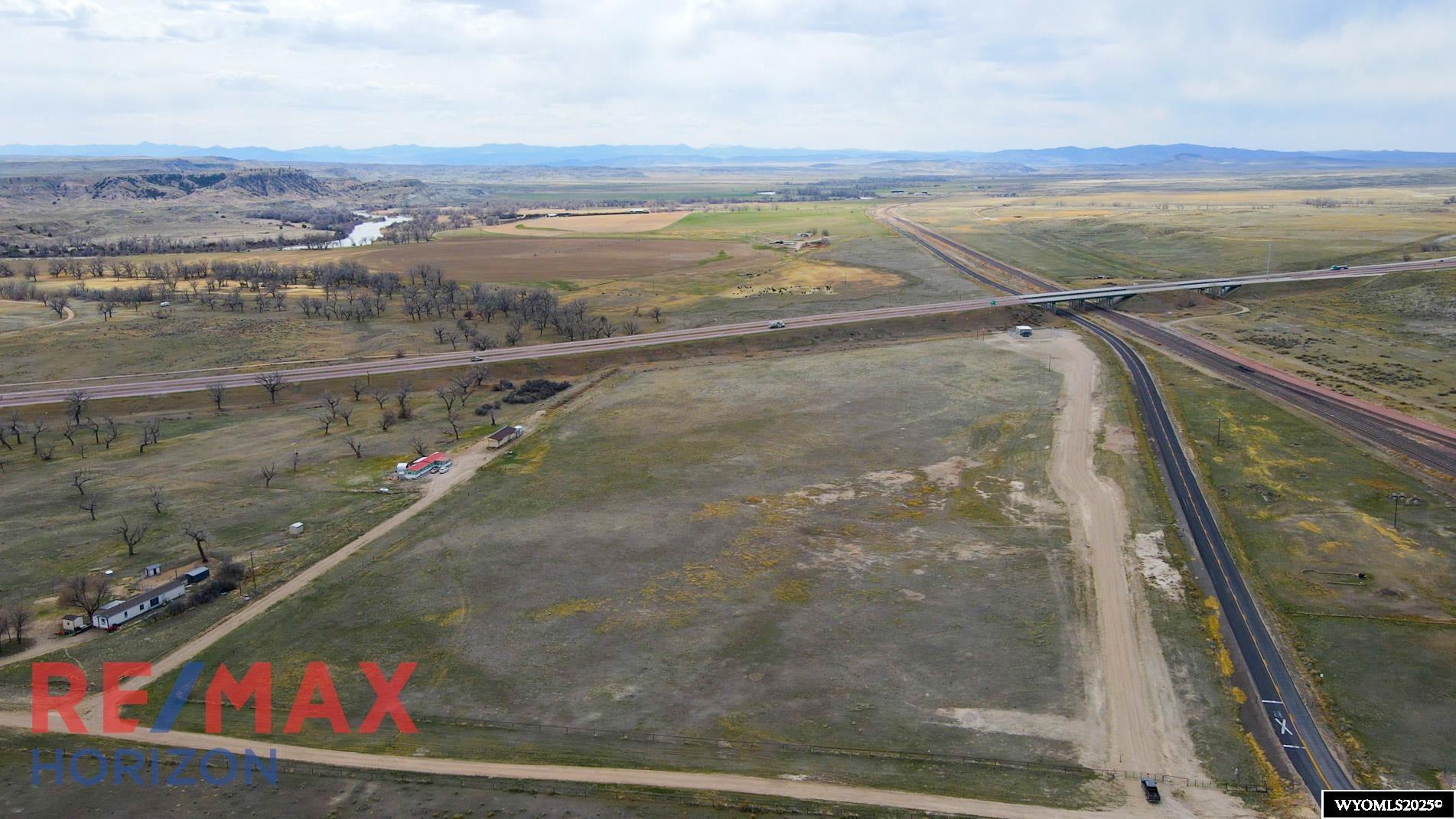 1304 Irvine Road Douglas, WY 82633 - Photo 2 of 7