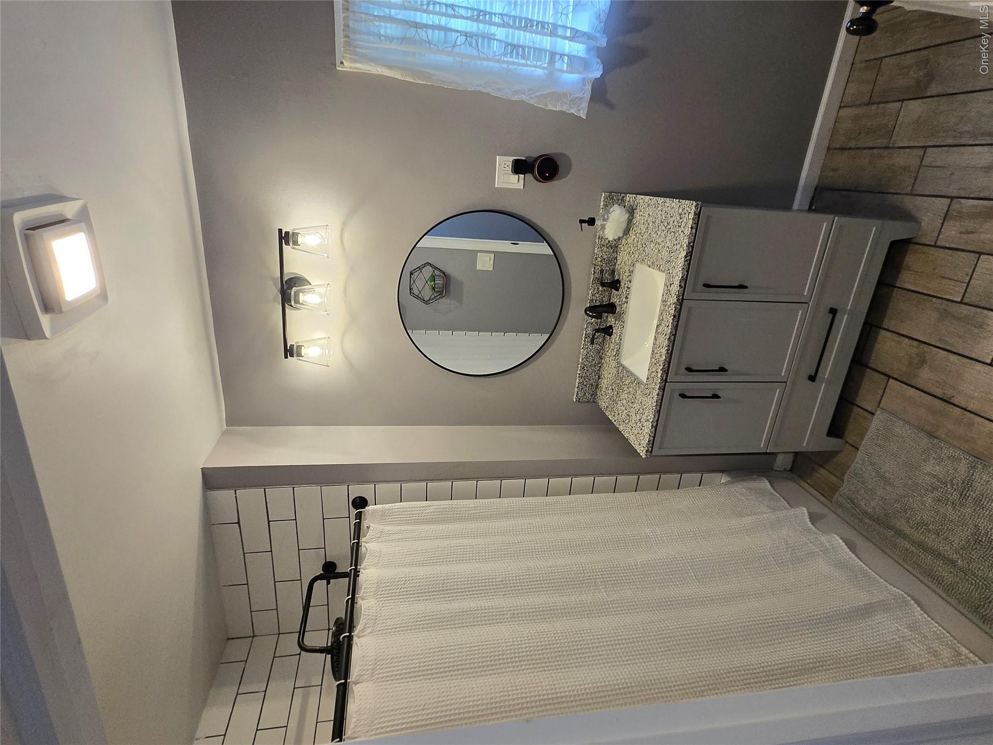 38 Kelsey Road Poughkeepsie, NY 12601 - Photo 36 of 47 1st floor full bathroom