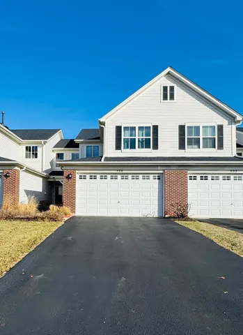 $310,000 | 524 Majestic Lane, Oswego, IL 60543