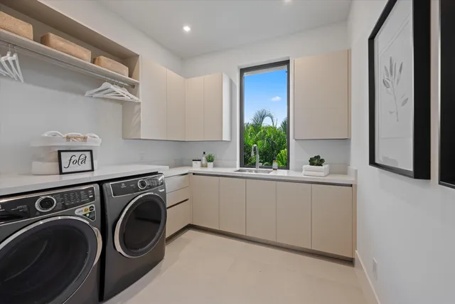 $6,395,000 | 335 Northeast 5th Street, Boca Raton, FL 33432