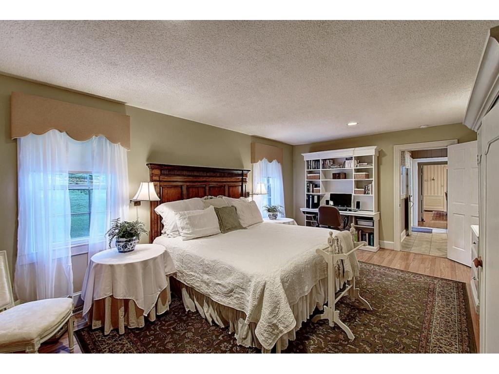 109 Hillside Road Johnson City, TN 37601 - Photo 17 of 36 Photo 17