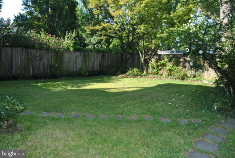 5310 Belt Road Northwest Washington, DC 20015 - Photo 16 of 27 View