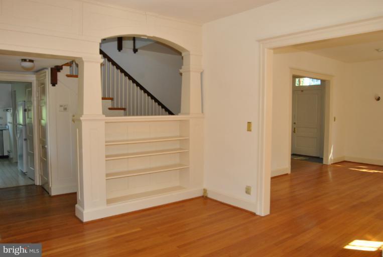 5310 Belt Road Northwest Washington, DC 20015 - Photo 22 of 27 Family Room