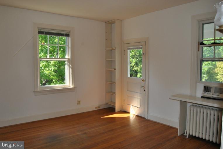 5310 Belt Road Northwest Washington, DC 20015 - Photo 8 of 27 Bedroom