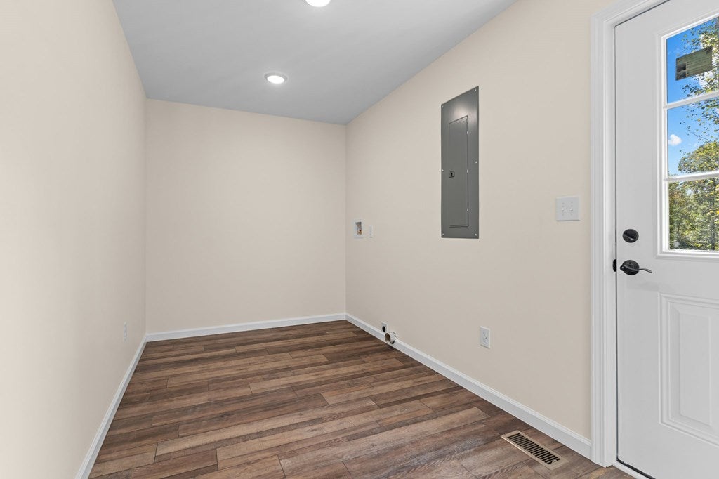 1177 Deer Ridge Road Hillsville, VA 24343 - Photo 16 of 38 Gallery Image 16