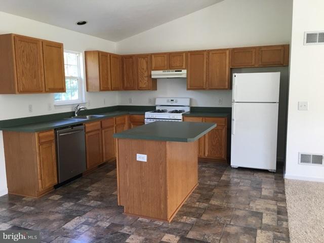 620 Bahns Mill Road Red Lion, PA 17356 - Photo 4 of 23