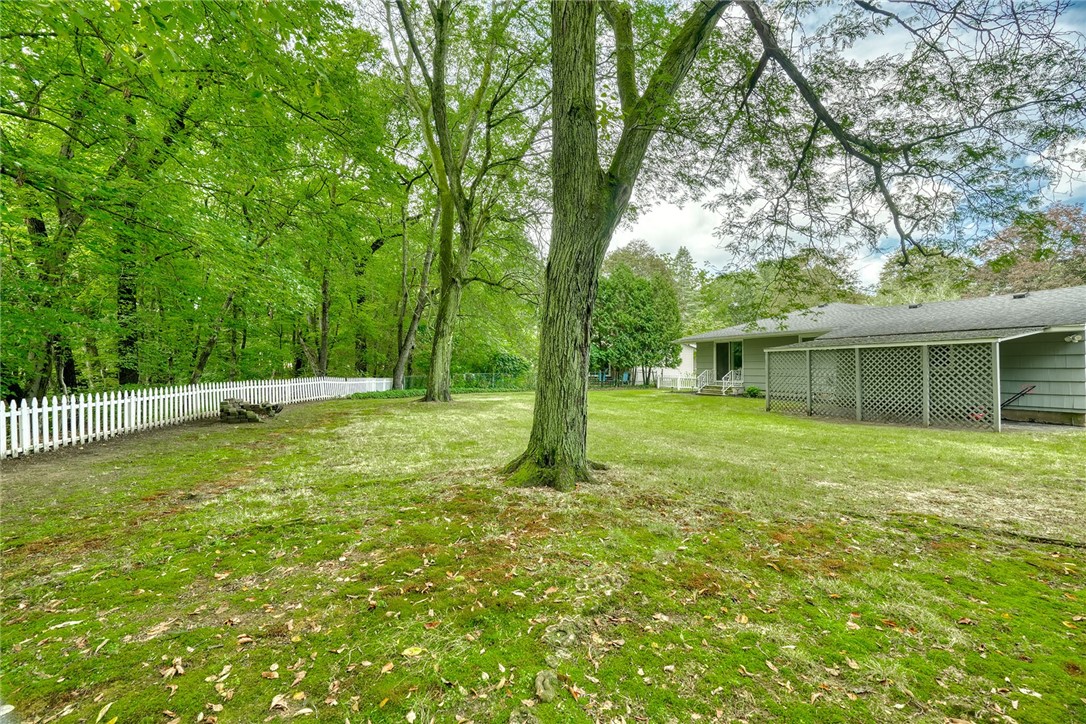 98 Burkedale Crescent Brighton, NY 14625 - Photo 44 of 47 Gallery Image 44