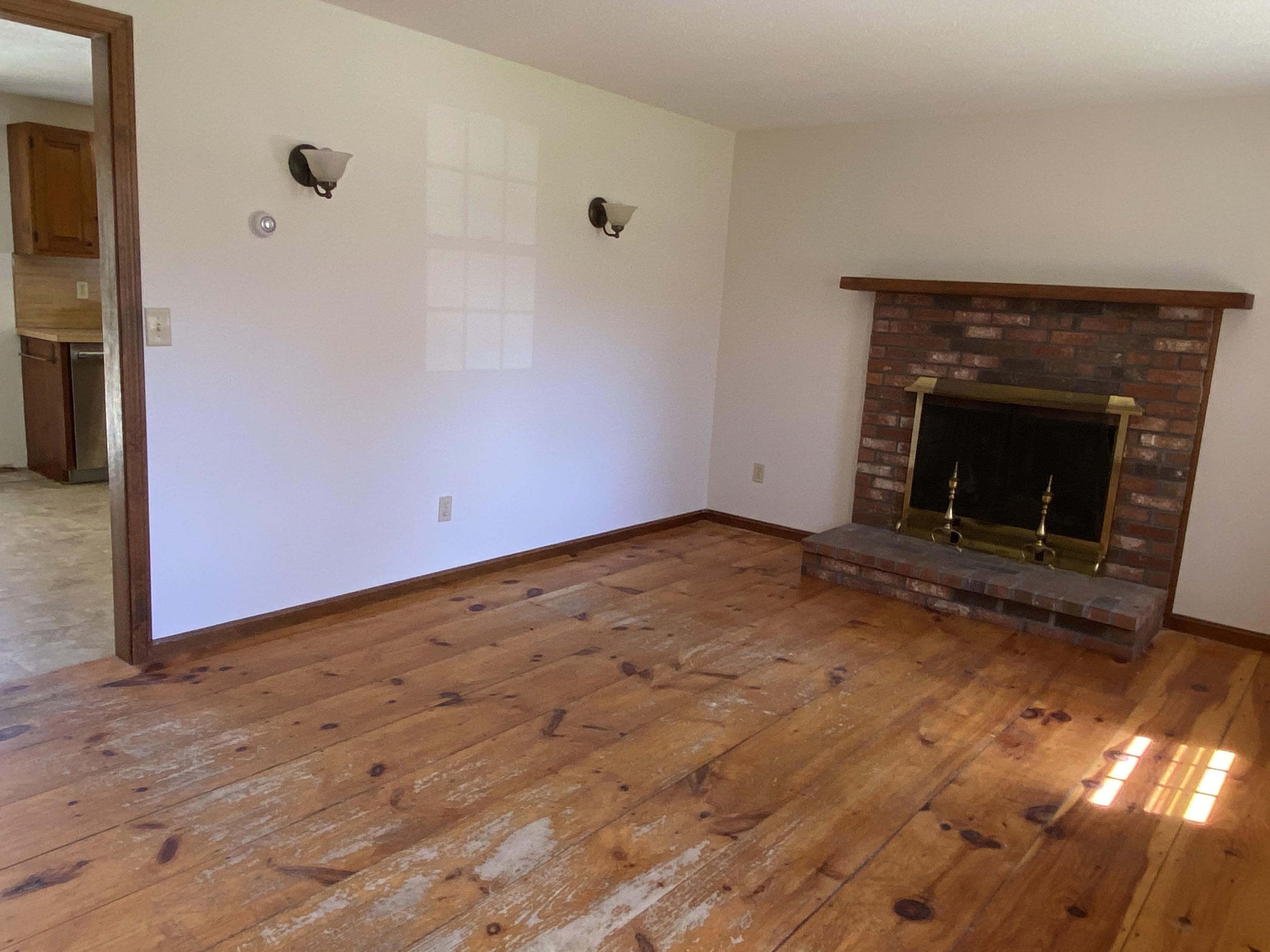 170 Taramac Road Centerville, MA 02632 - Photo 5 of 20 a view of empty room with wooden floor