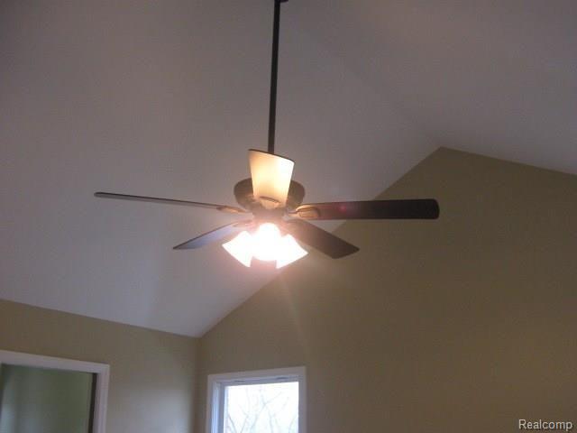 46738 Landings Drive Macomb, MI 48044 - Photo 11 of 52 016 - Copy - Copy - Copy.JPG