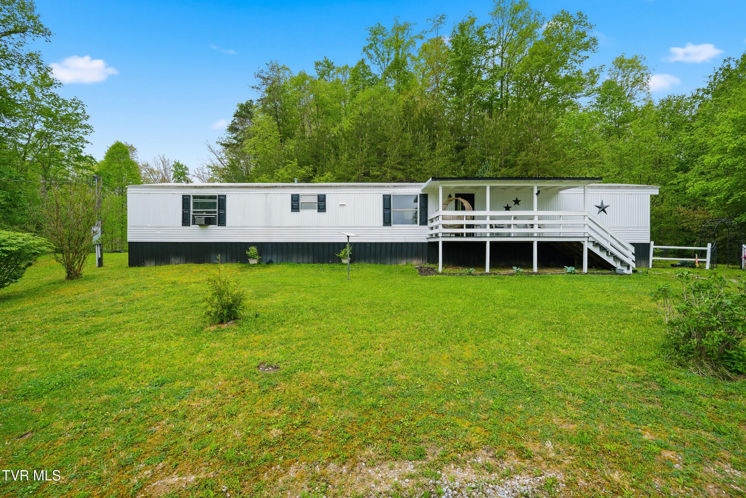 5042 Flat Gap Road Pound, VA 24279 - Photo 36 of 60 36_5042 flat gap rd-46
