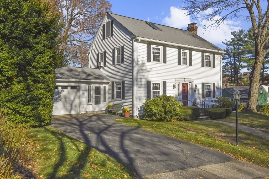 118 Monadnock Road Worcester, MA 01609 - Photo 1 of 27 Gallery Image 1