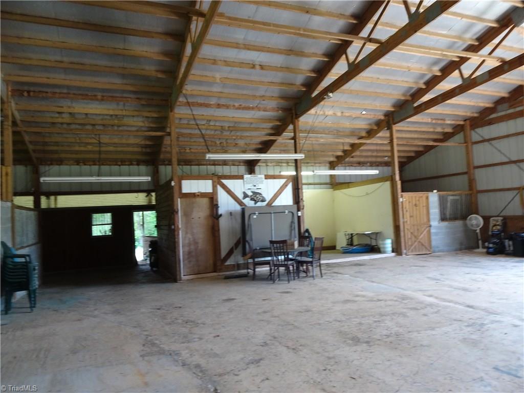 229 Nicholson Road Winston-Salem, NC 27107 - Photo 5 of 22 Gallery Image 5