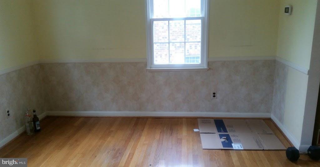 6302 Chesworth Road Baltimore, MD 21228 - Photo 15 of 17 Community