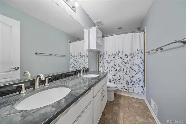 $700,000 | 25160 East Ellsworth Drive, Aurora, CO 80018
