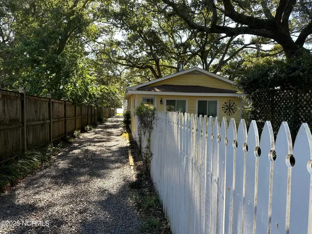 $2,000 | 314 Friendly Lane, Wilmington, NC 28409