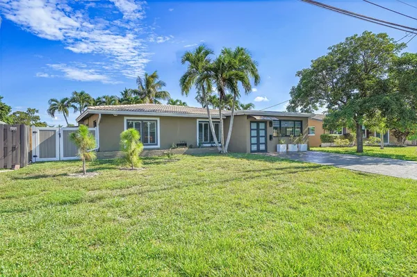 $3,900 | 1736 Northwest 38th Street, Oakland Park, FL 33309