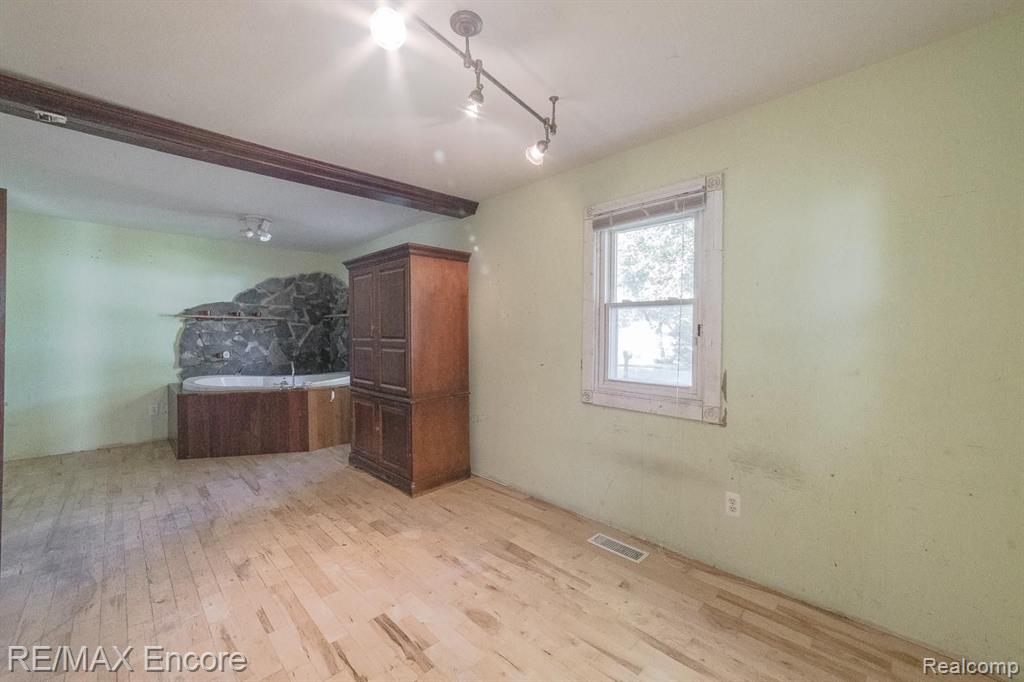 3195 Gerald Avenue Rochester Hills, MI 48307 - Photo 15 of 23