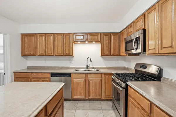 $225,000 | 1819 Burgundy Street, Schererville, IN 46375