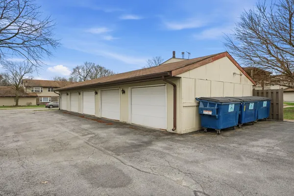 $225,000 | 1819 Burgundy Street, Schererville, IN 46375