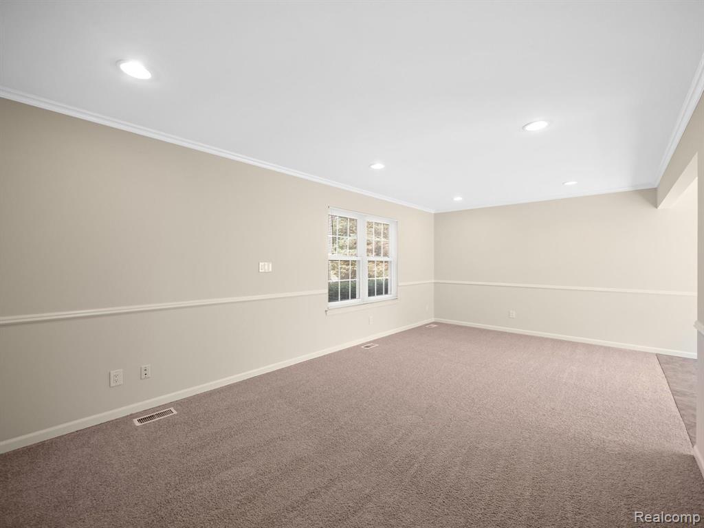 3911 Donaldson Road Rochester Hills, MI 48307 - Photo 8 of 36